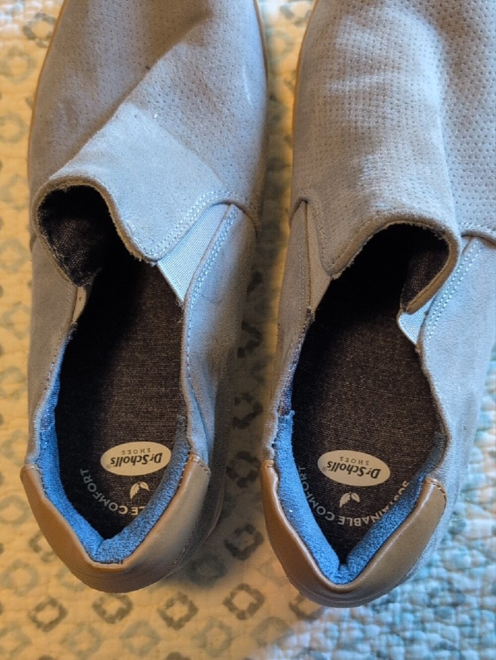 Dr. Scholl's Women's Light Gray Slip-On Suede Casual Loafers - Picture 2 of 5